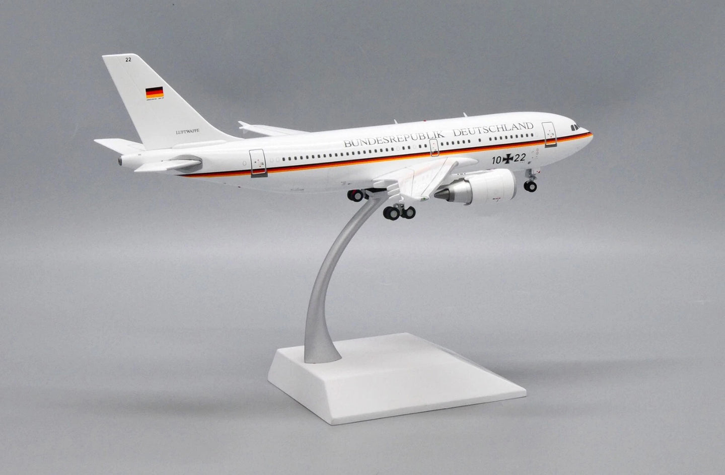 JC WINGS A310-300 GERMAN AIR FORCE REG: 10 22